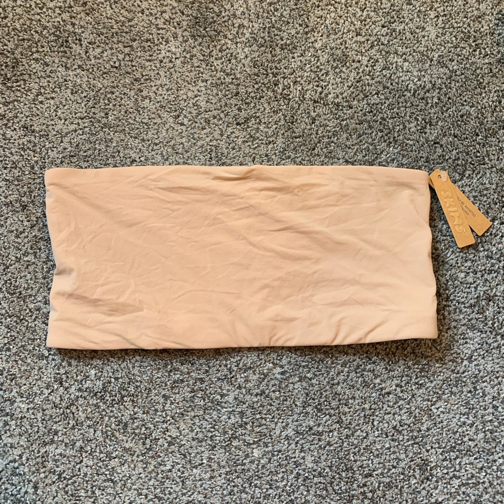 SKIMS Nude Bandeau Tube Top
